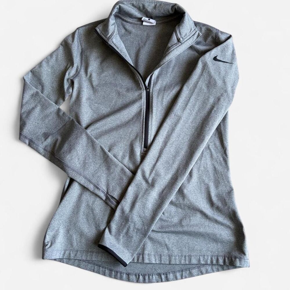 Nike Women's Grey and Silver Sweatshirt